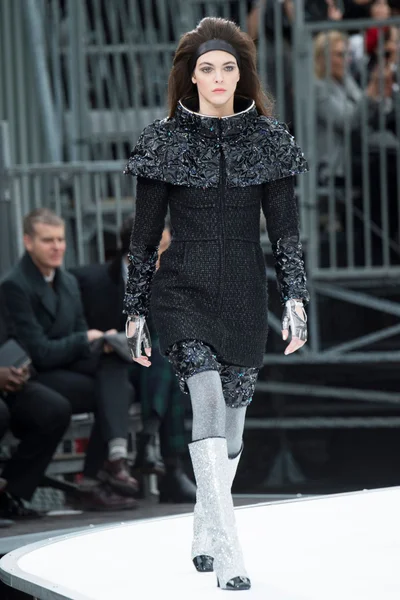 Look 79